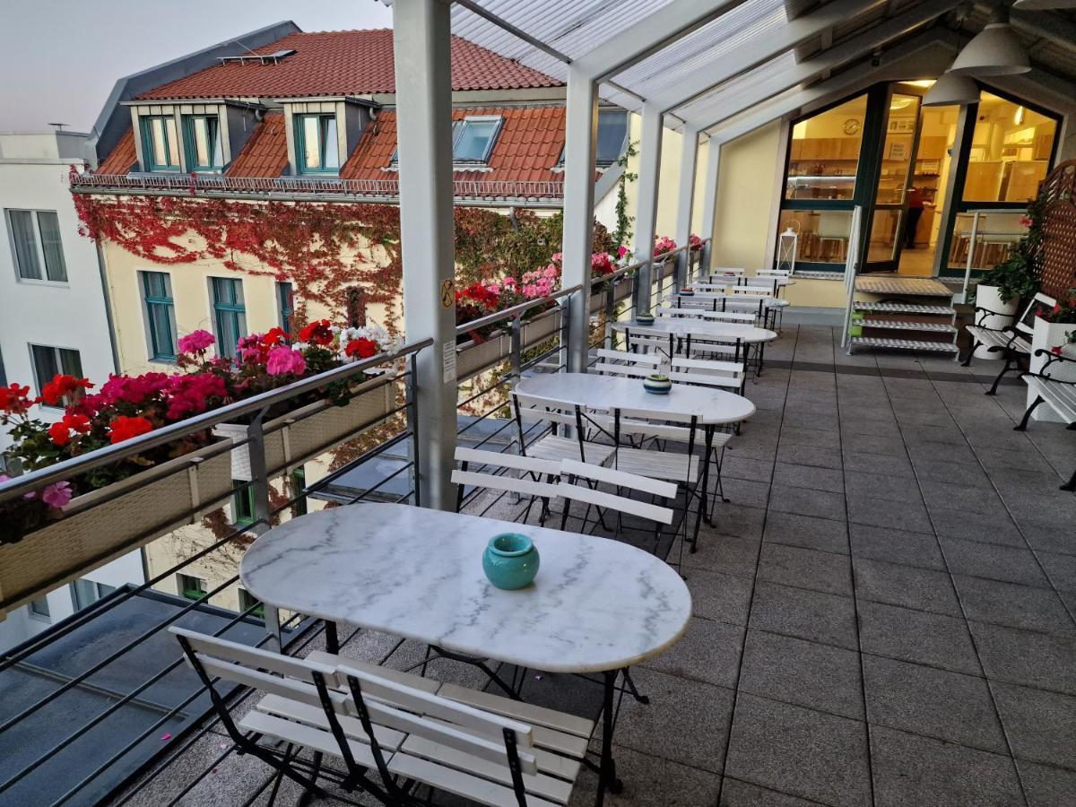 Mikon Eastgate - Centre Отель 3*